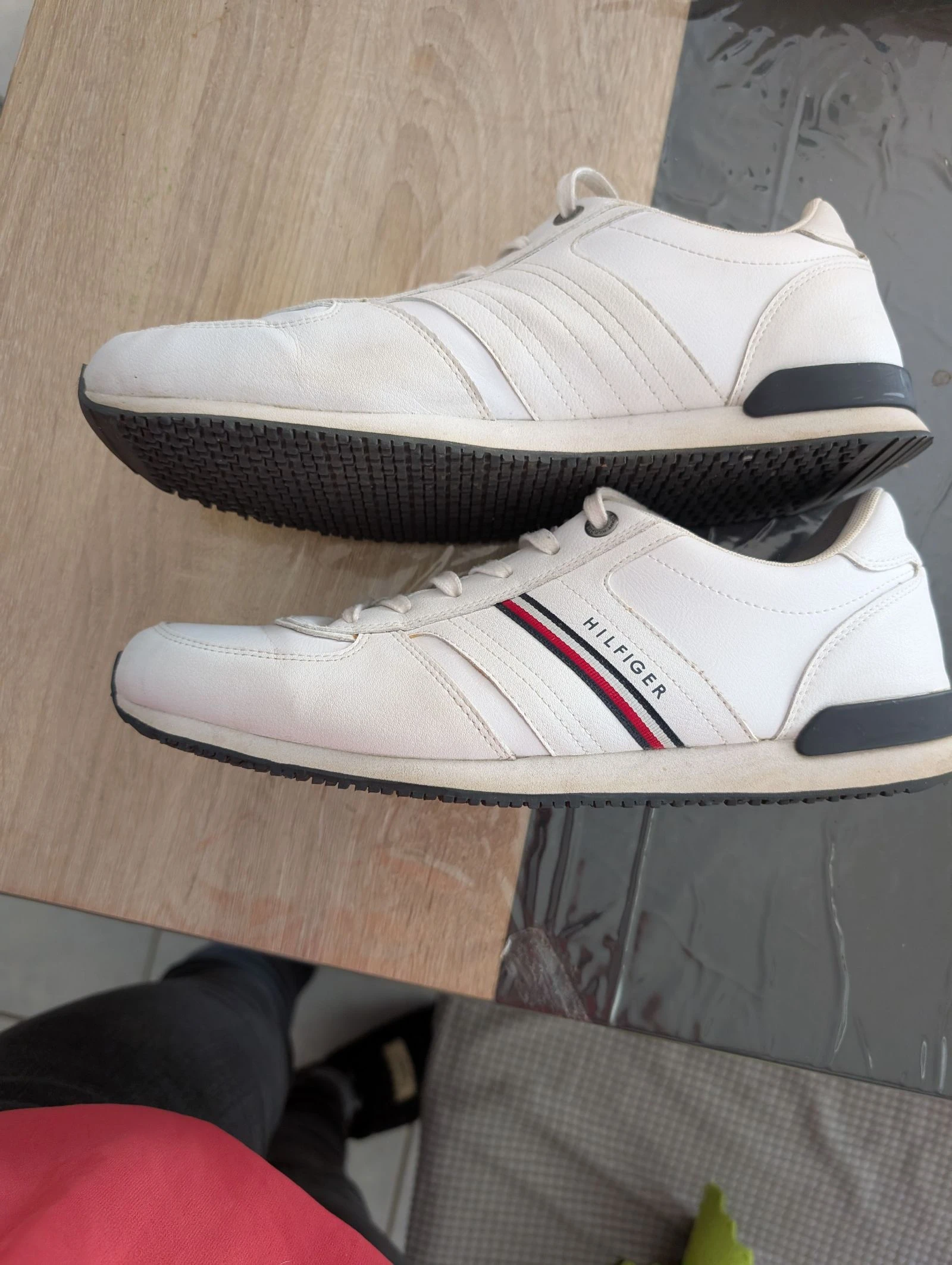 Magníficas zapatillas Tommy Hilfiger Iconic Leather Runner - Blanco - Talla 44 – photo 6